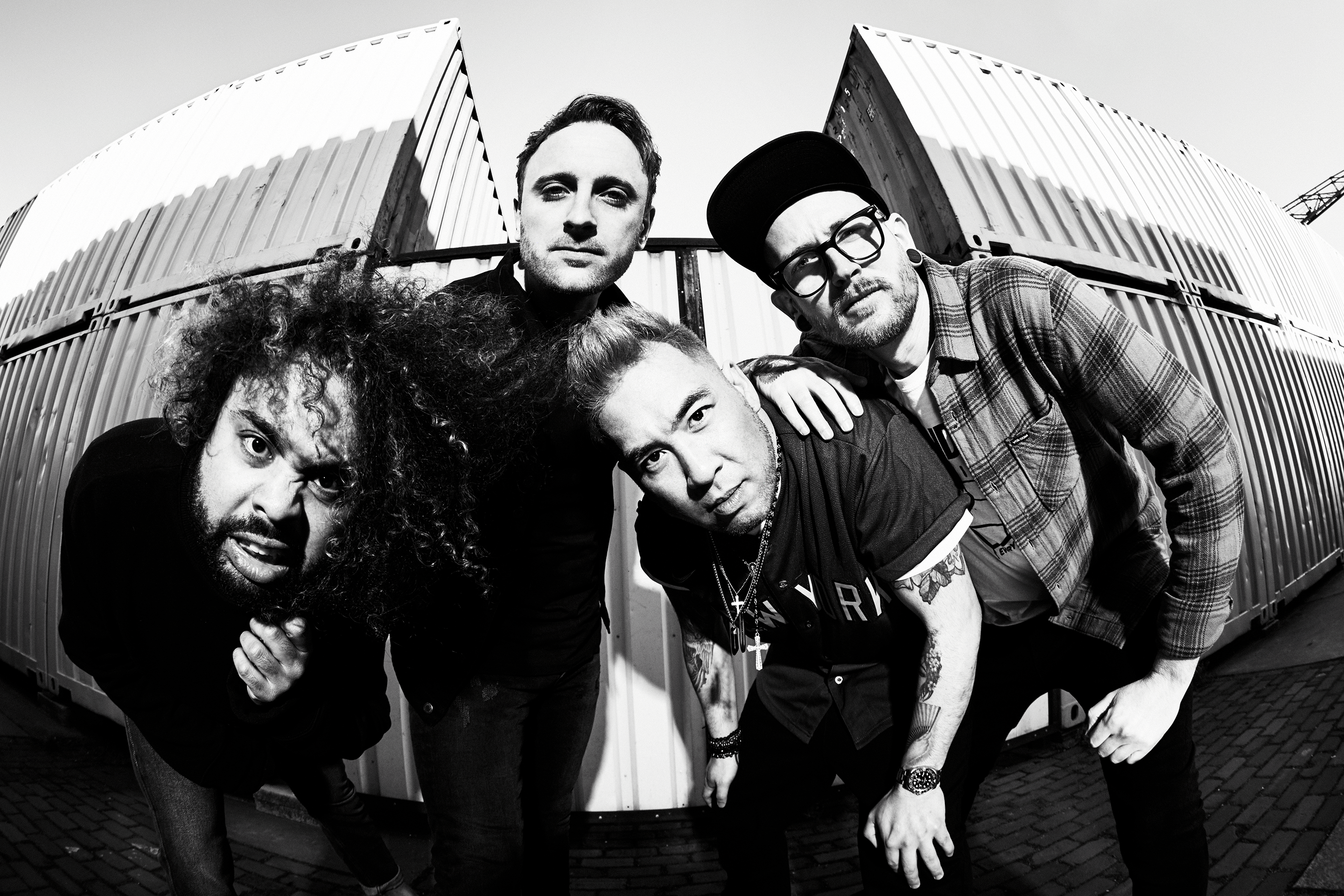 CALL IT OFF PLAYS TAYLOR SWIFT