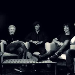 MANFRED MANN'S EARTH BAND